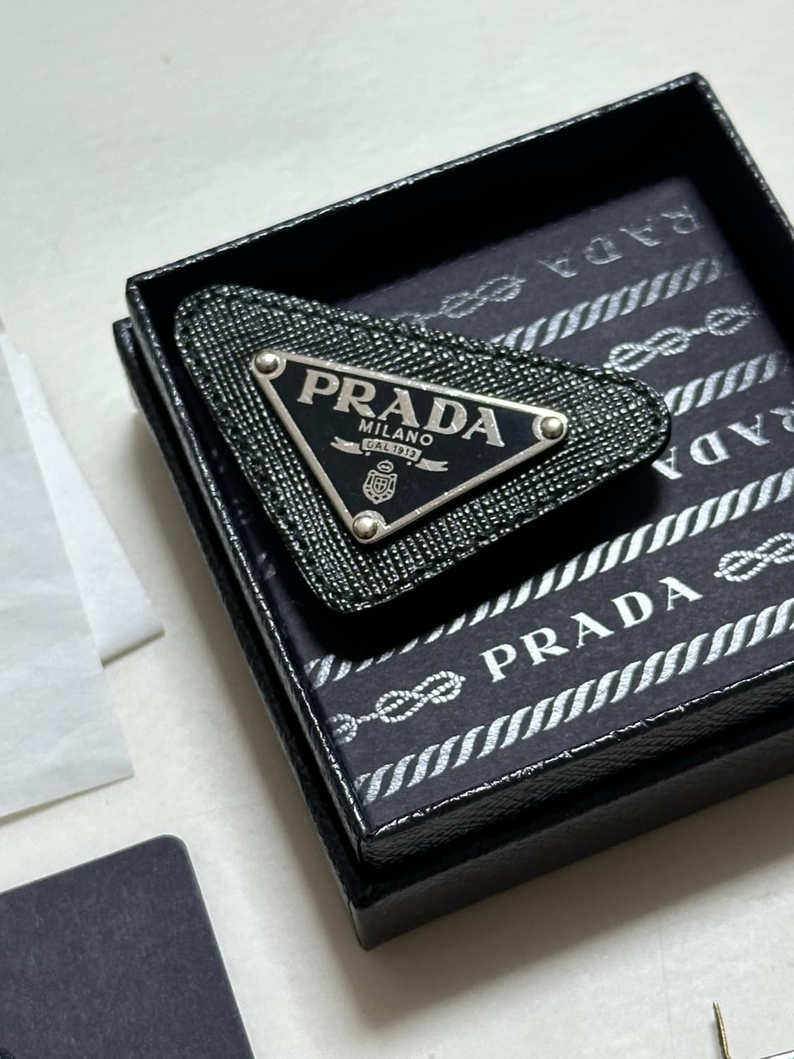 프라다 브로치 상품이미지2
