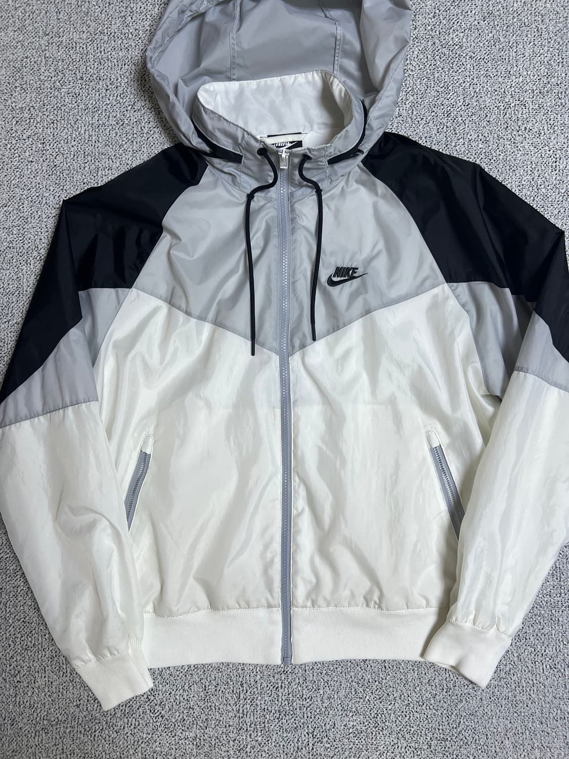 나이키 빅 스우시 윈드러너 바람막이  상품이미지2