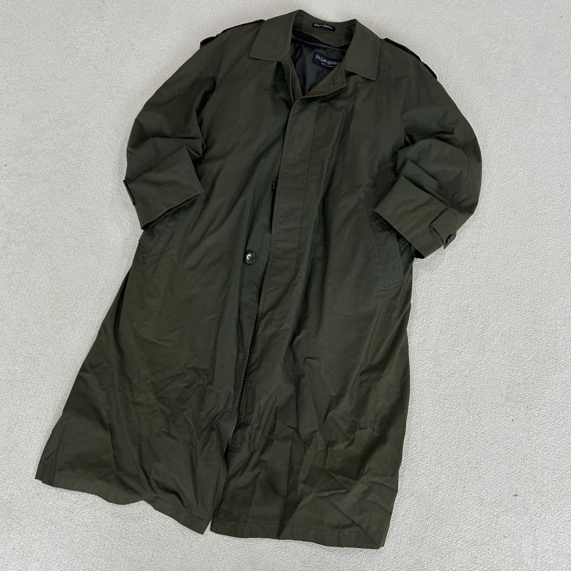 입생로랑 롱 트렌치 코트 카키 46 상품이미지1