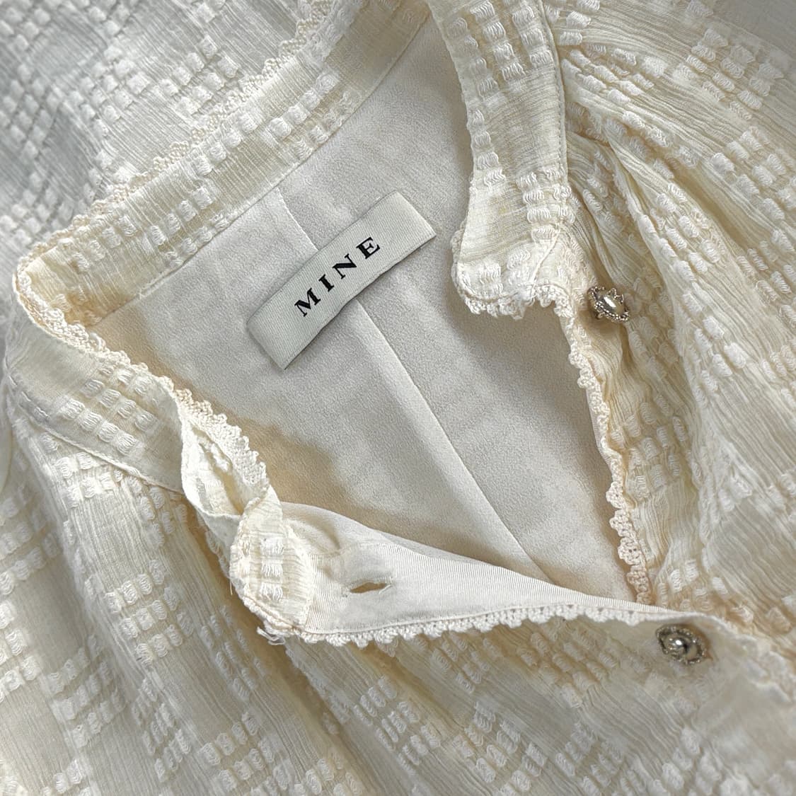 마인 MINE 23 레이스 포인트 블라우스 상품이미지2