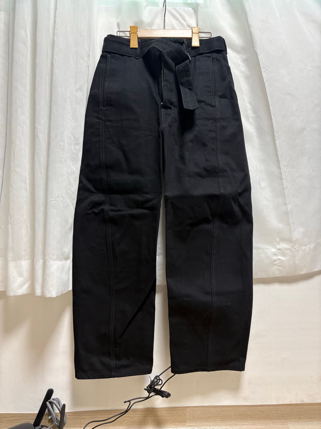 Lemaire. Twisted denim pants 상품이미지1
