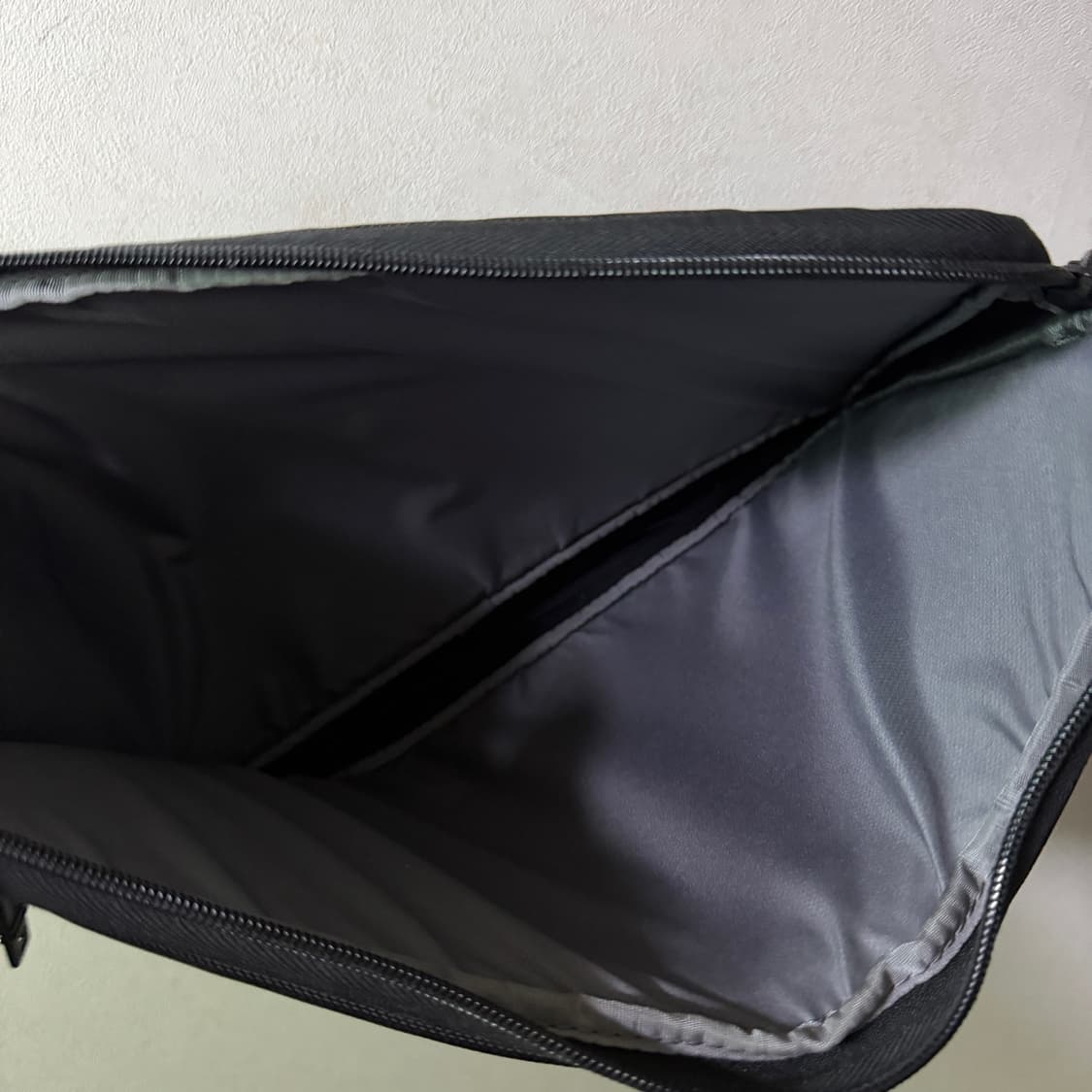 투미 남성 노트북 파우치백 상품이미지3