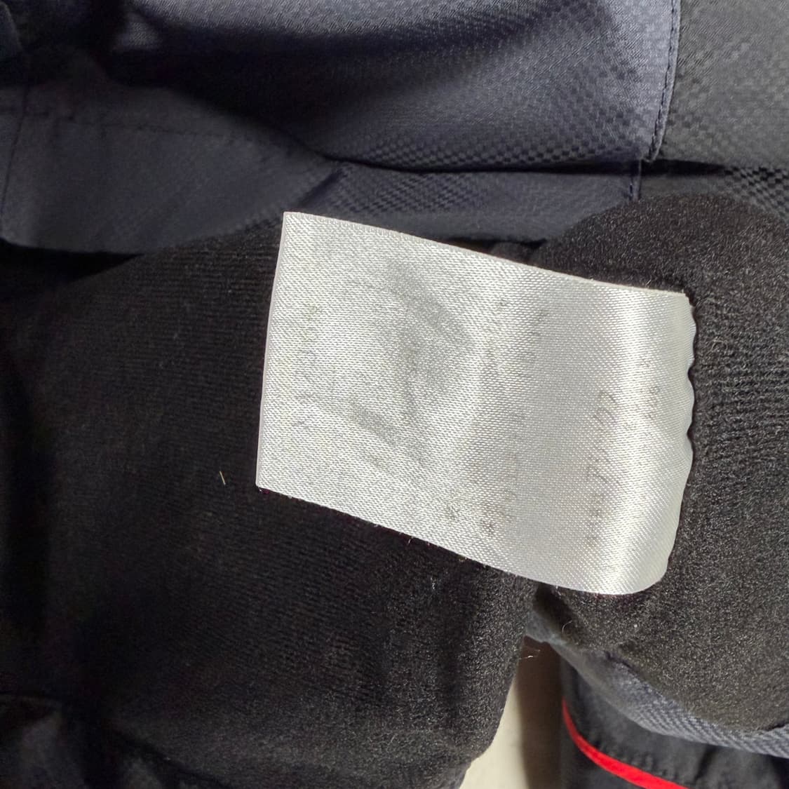 아식스 바람막이 집업 자켓 상품이미지3