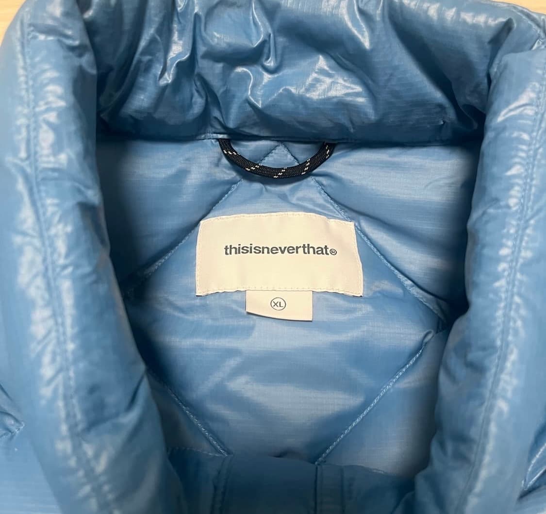 디스이즈네버댓 울트라라이트 다운 자켓 블루 xl 상품이미지4