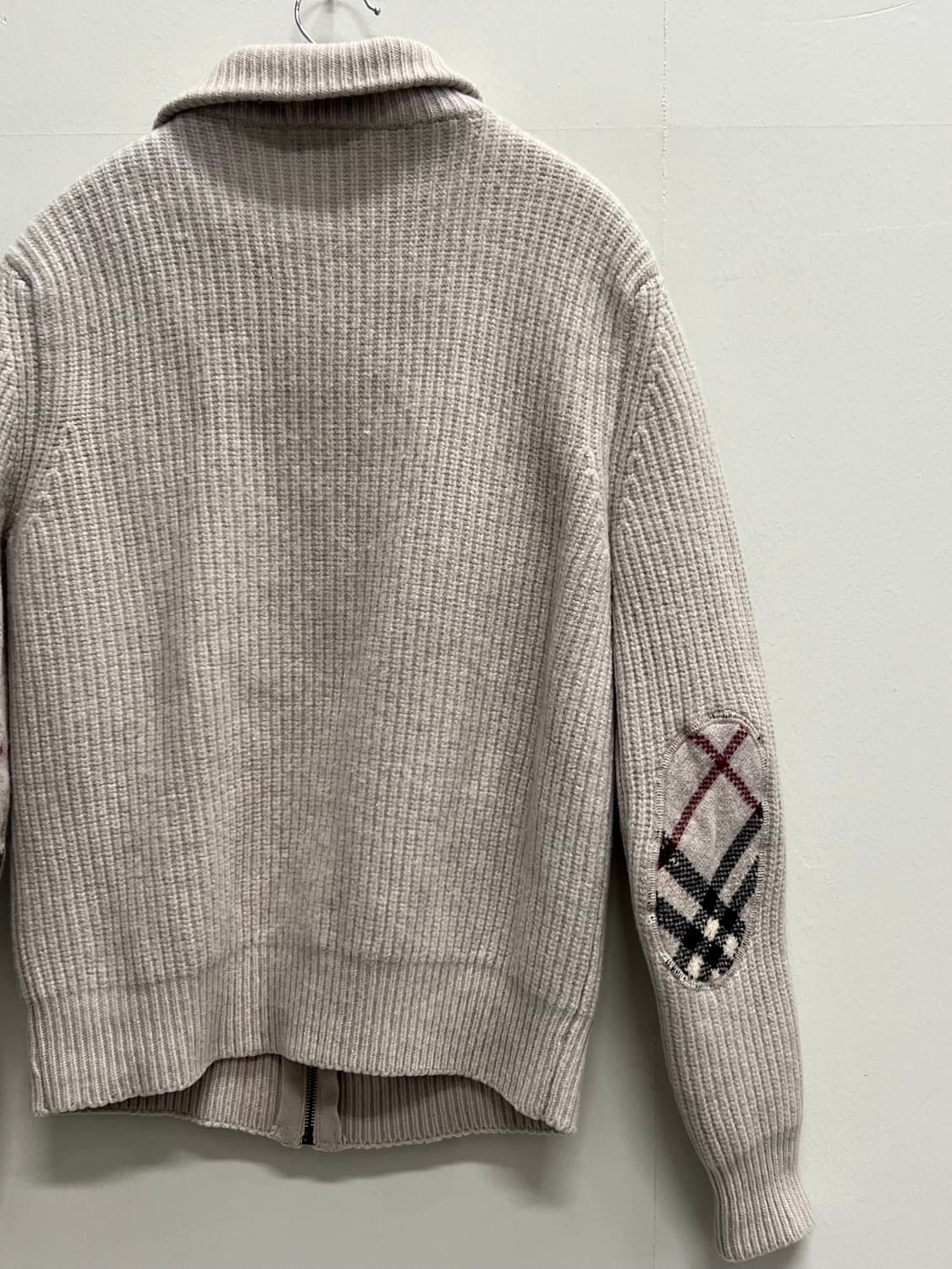 버버리 엘보우패치 케이블 울 니트 집업 상품이미지6