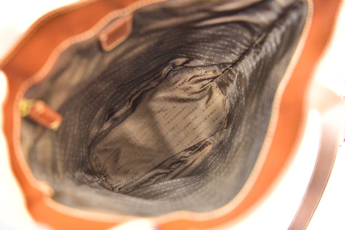 버버리 노바체크 버킷 숄더백(정품) 상품이미지10