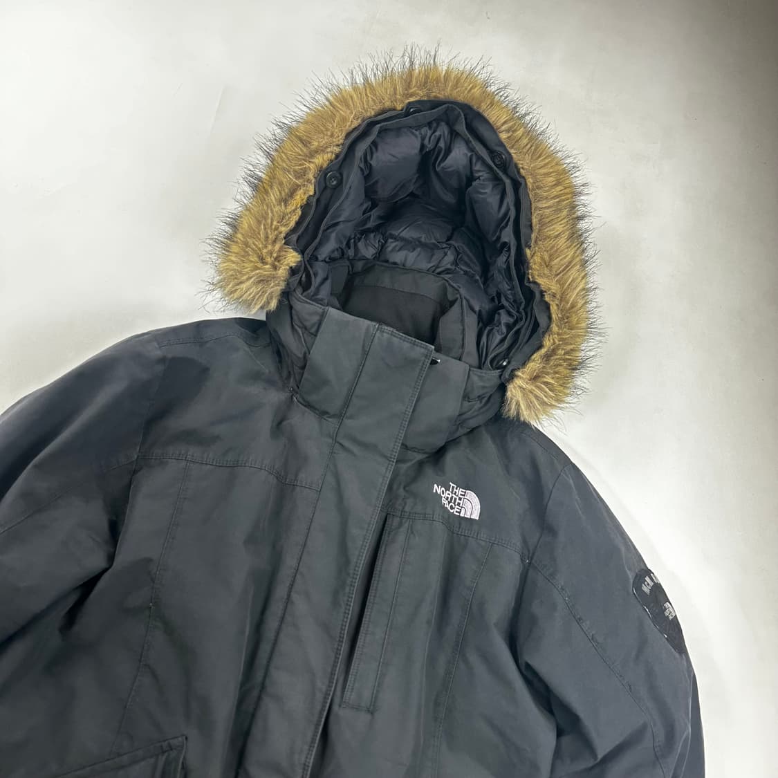 노스페이스 맥머도 시티 구스다운 봄버 자켓 상품이미지2