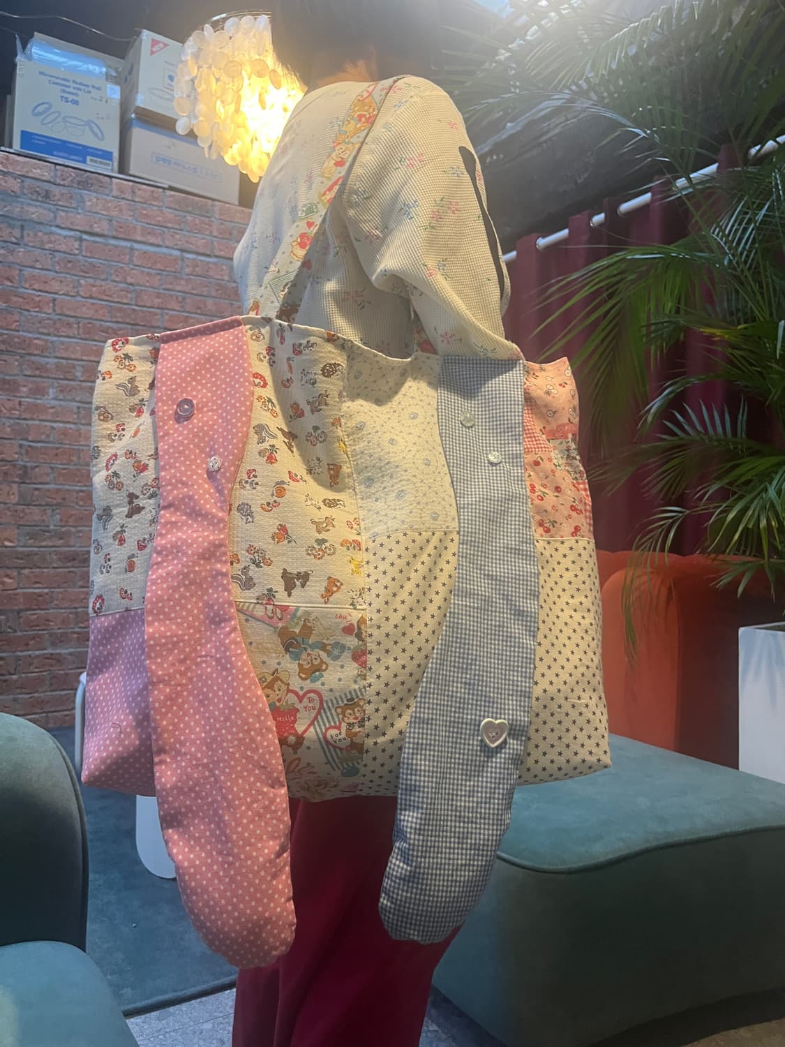 eggu crazy happy reversible tote bag 상품이미지1