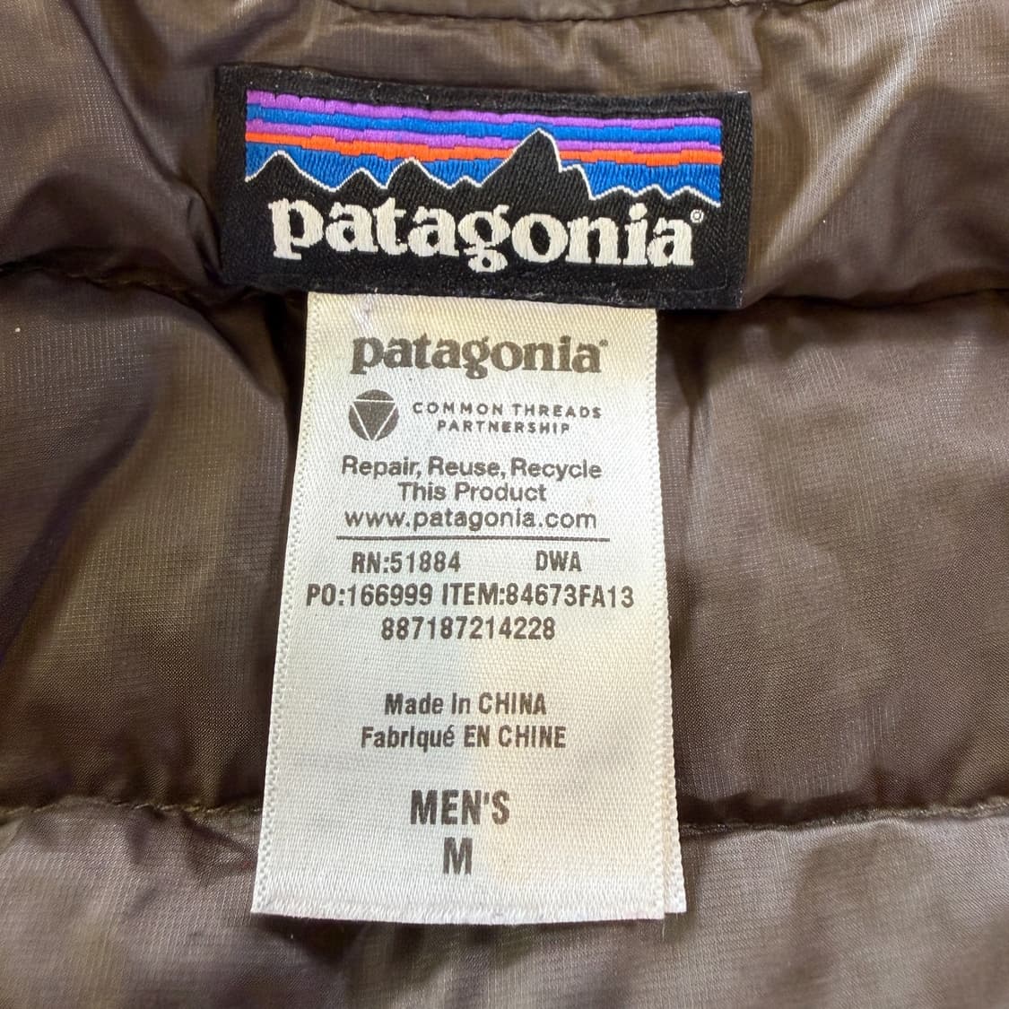 파타고니아 멘즈 경량패딩 브라운 상품이미지8