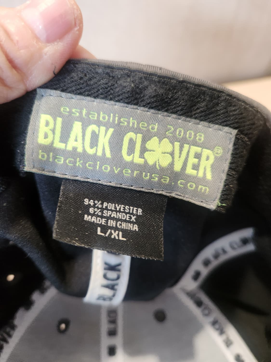 "BLACK CLOVER 🧢 Live Lucky 네온 클로버 캡"
 상품이미지8