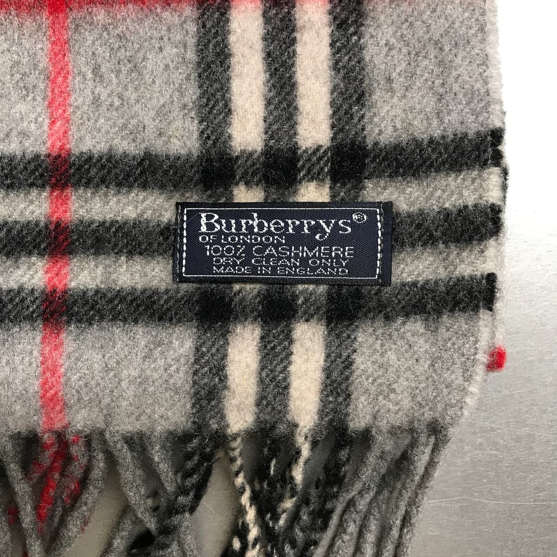 버버리 정품 캐시미어 머플러 그레이 상품이미지3