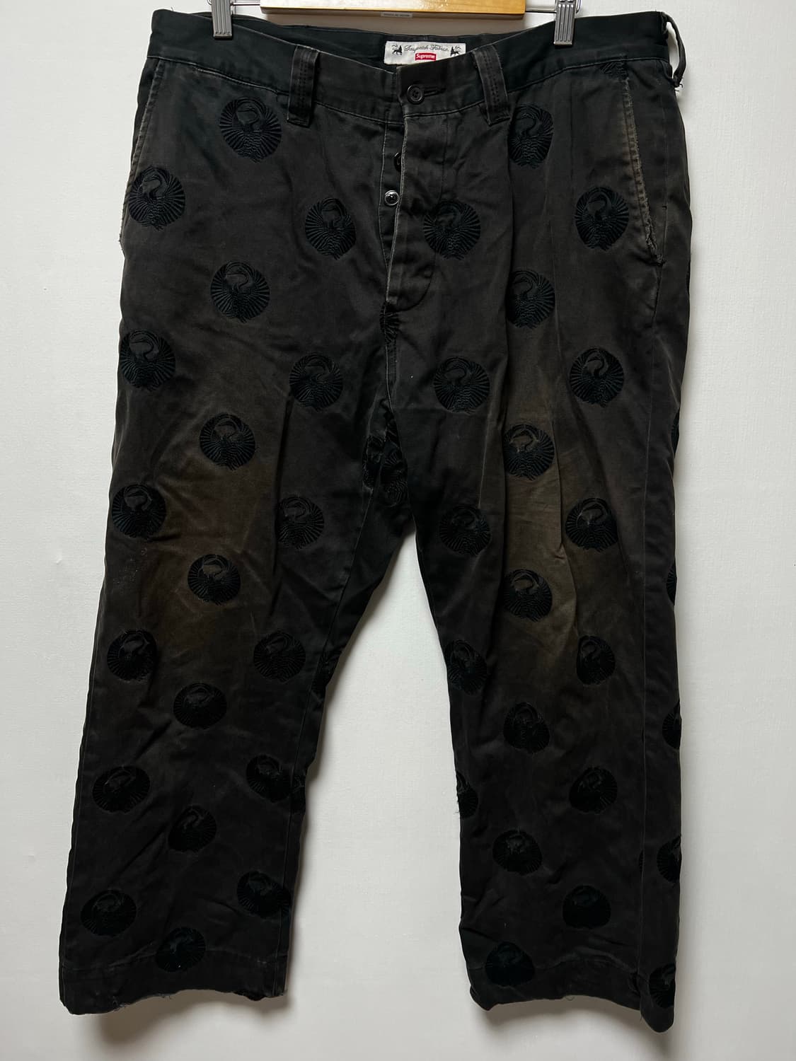 슈프림 사스콰치패브릭스 치노 팬츠 상품이미지1