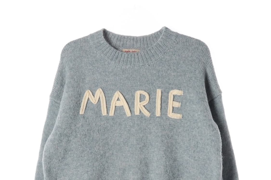 마리끌레르 스카이블루 레터링 니트 F 상품이미지3