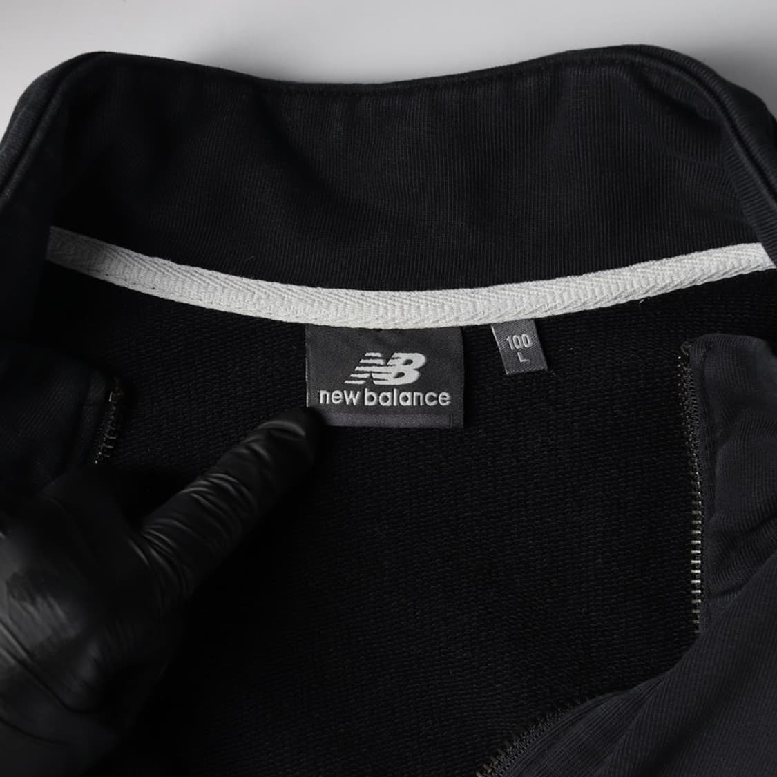 뉴발란스 NB 쉬프티드 하프집업 스웨트셔츠 블랙 L 상품이미지5