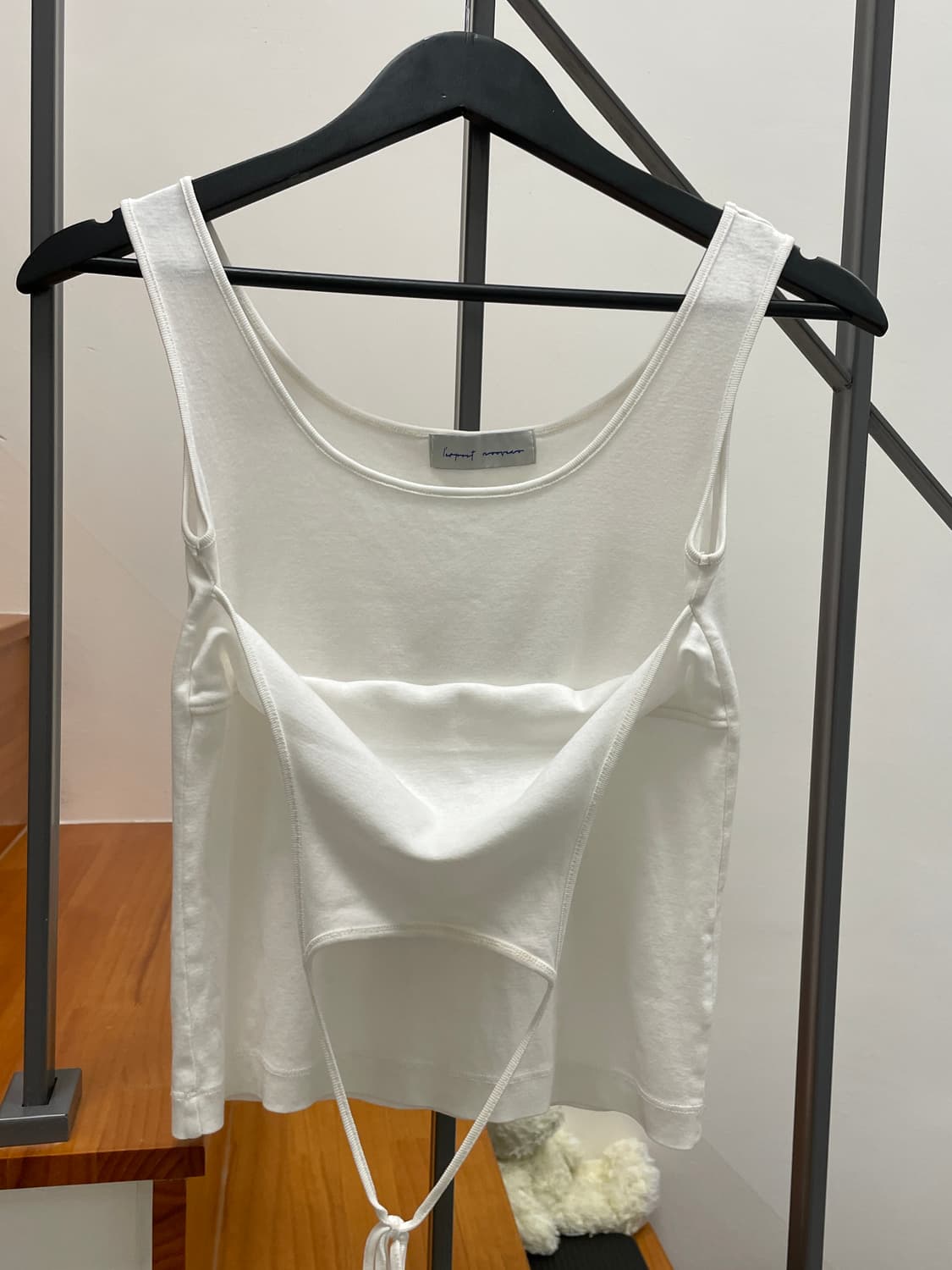 THEILMA 레이어드 화이트 홀터나시 상품이미지2