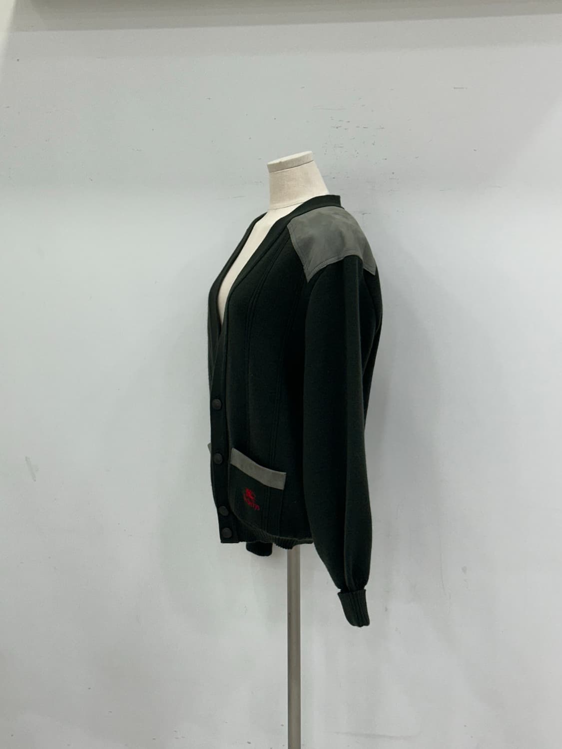 버버리 남성 가디건 상품이미지4