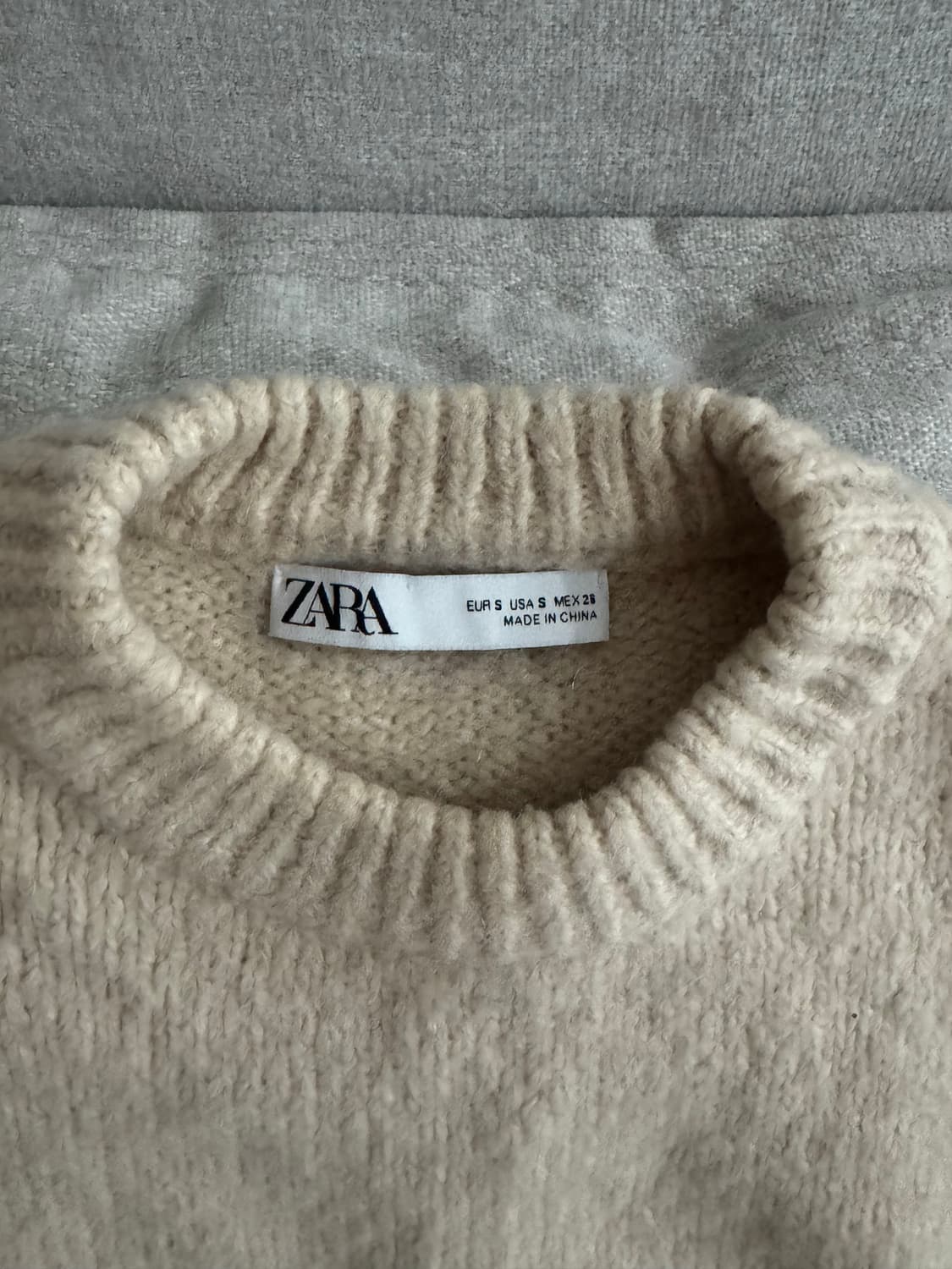자라 아이보리 크롭 니트 S 사이즈 상품이미지3