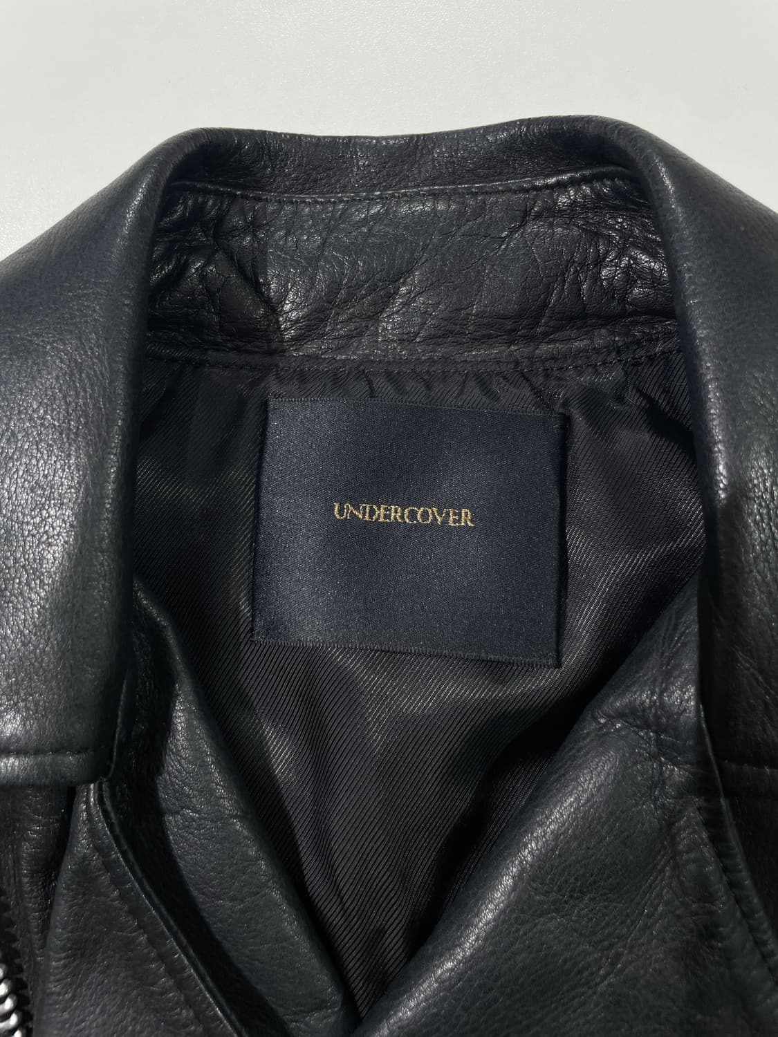언더커버 블랙 카우하이드 레더 더블 라이더 자켓 상품이미지7