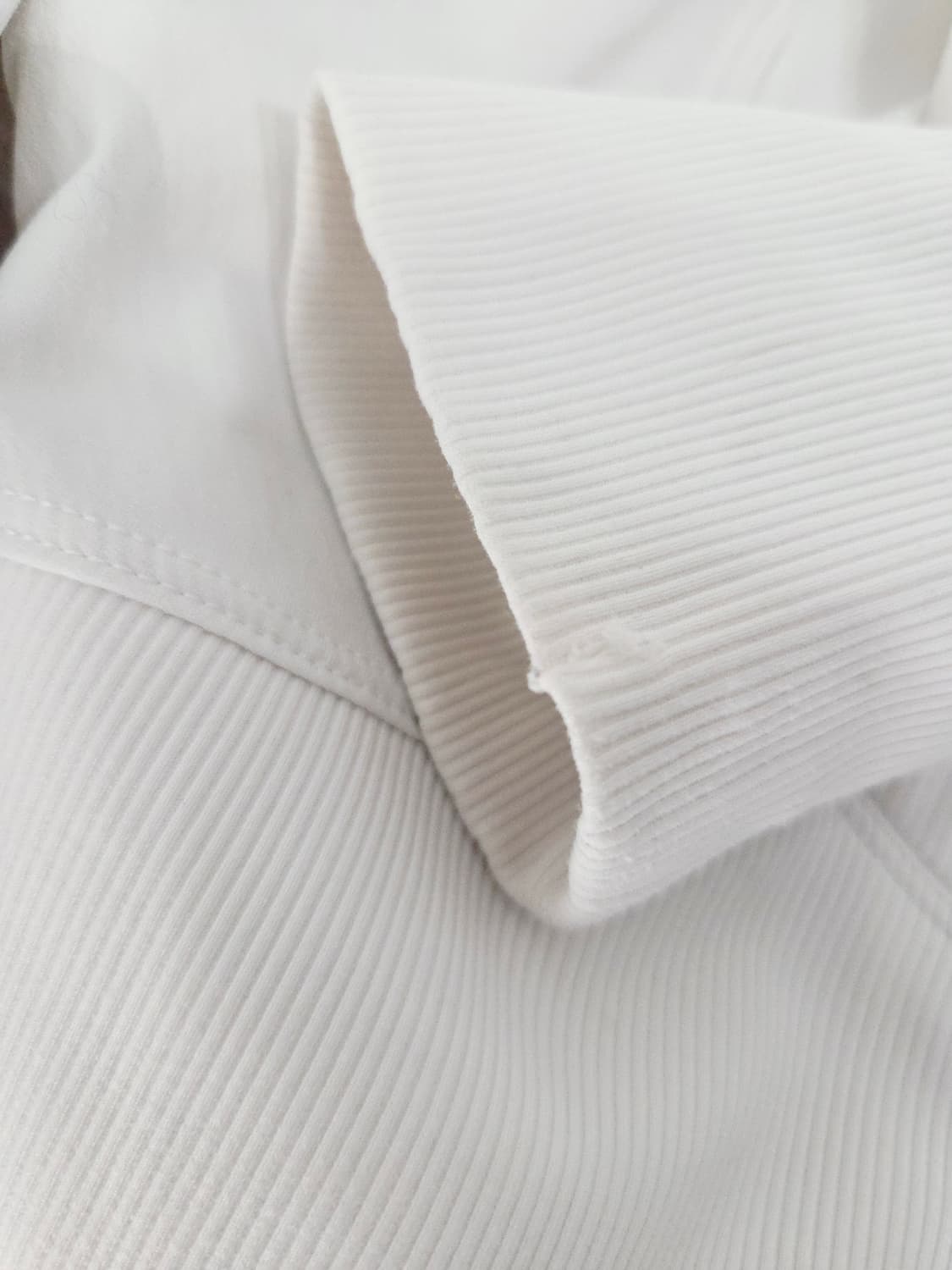 룰루레몬 뒷면 셔링 후드 집업 자켓 화이트 상품이미지9