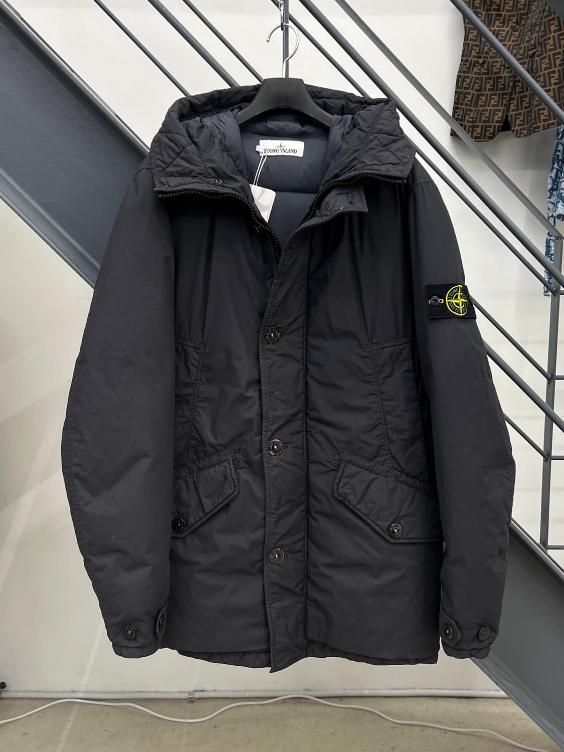 스톤아일랜드 나슬란 와트로 와펜 패딩 자켓 상품이미지3