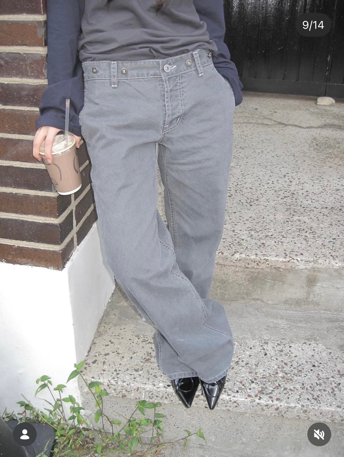 whoisshe 버튼 로우 진(ash) 상품이미지1