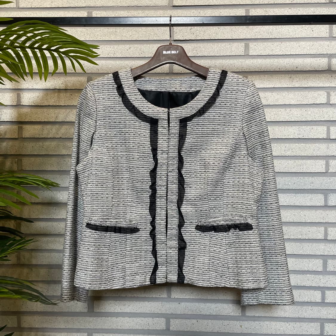 JPN VINTAGE 크롭 트위드자켓 투포켓 넥라인 러플 디테일 그레이 상품이미지2