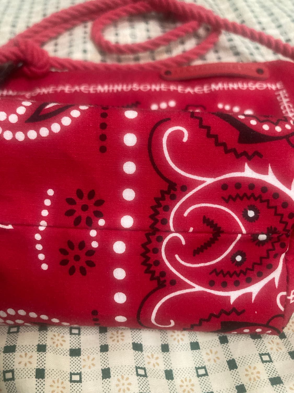 피스마이너스원 반다나 파우치팔아요 상품이미지3