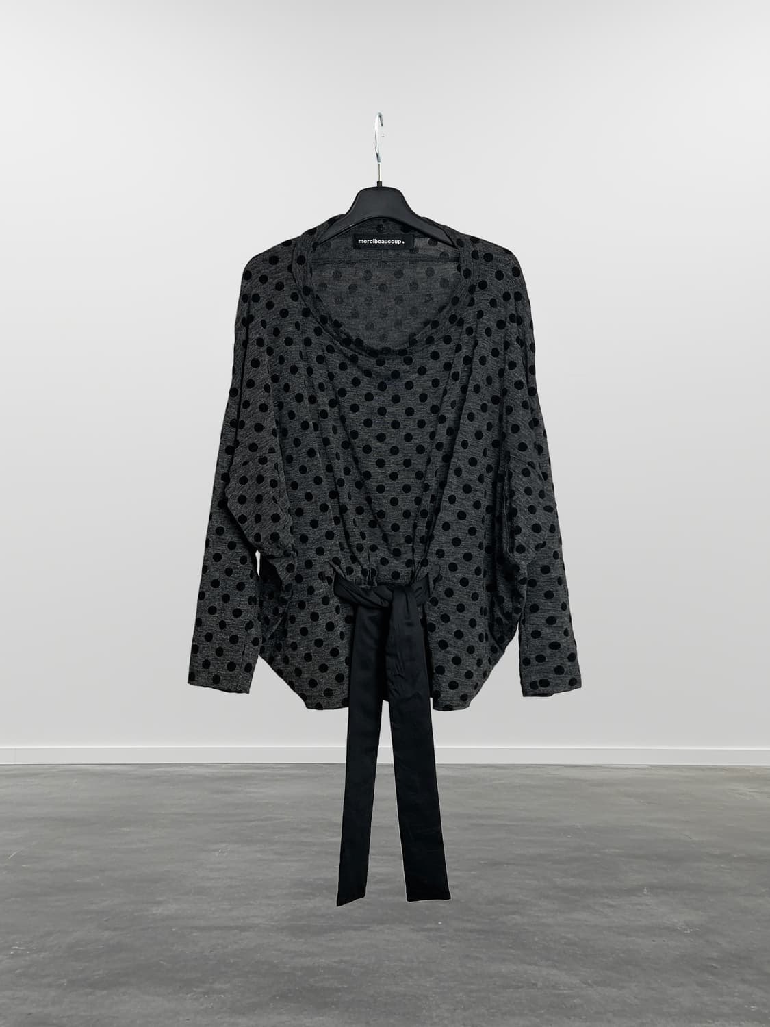 MERCIBEAUCOUP 도트 롱 슬리브  상품이미지1