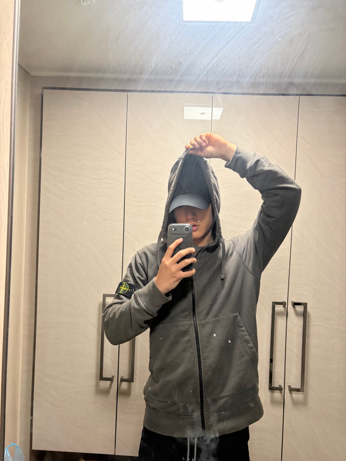 스톤아일랜드 후드집업 상품이미지3