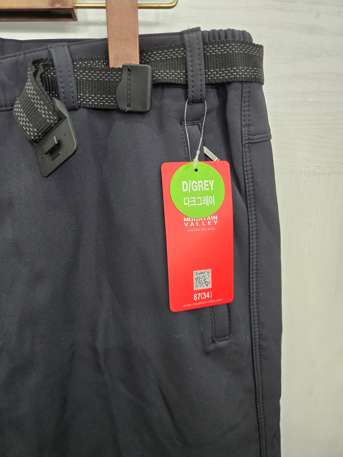 34사이즈,새상품)) Mountain 남성 기모 바지! 다크 그레이 색상 상품이미지2