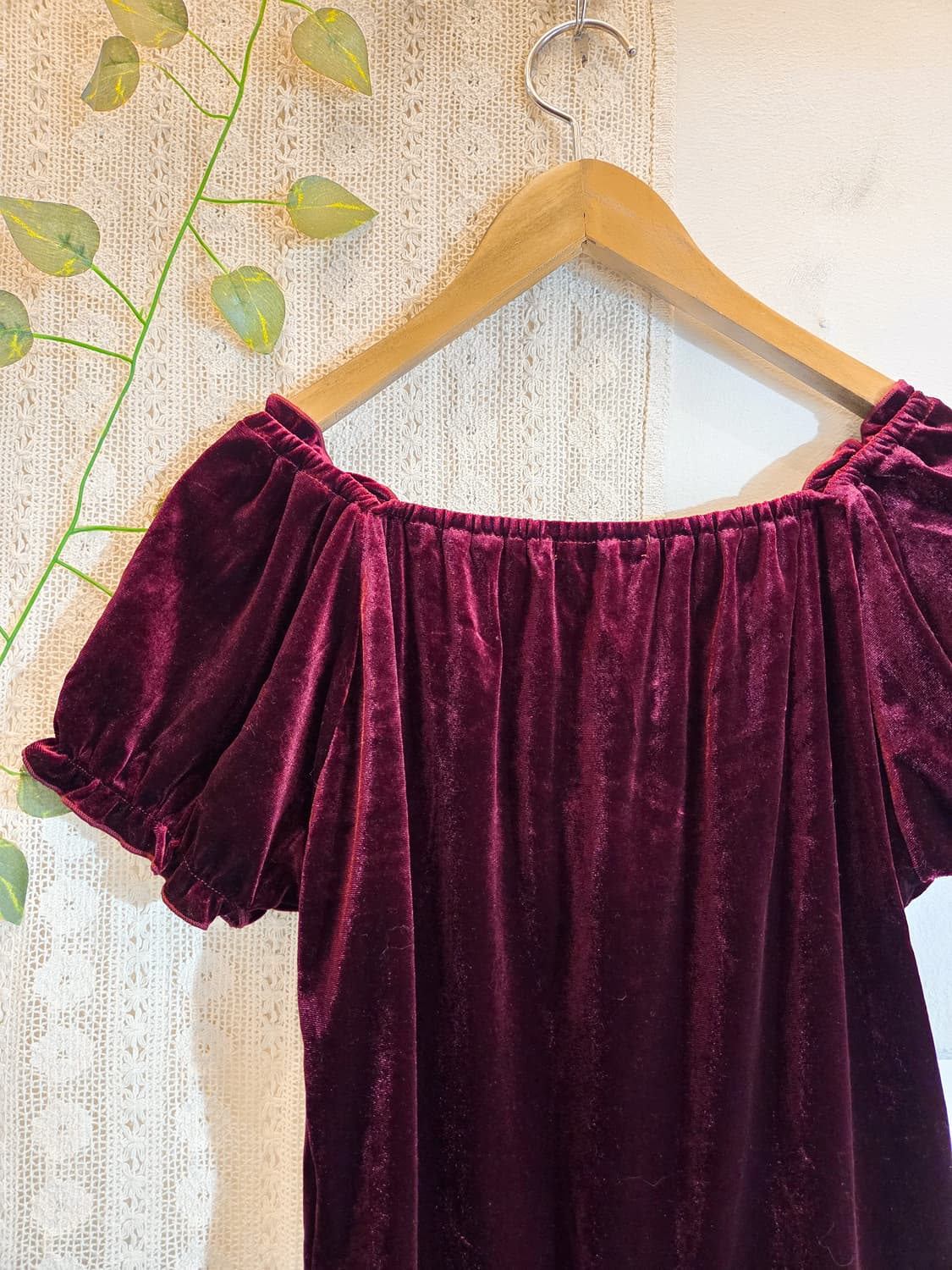 axes femme 벨벳 아일렛 탑 상품이미지5