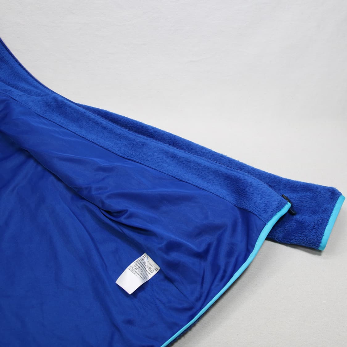 (착용컷) 아디다스 보아 플리스 자켓 (남성용 M) 상품이미지7