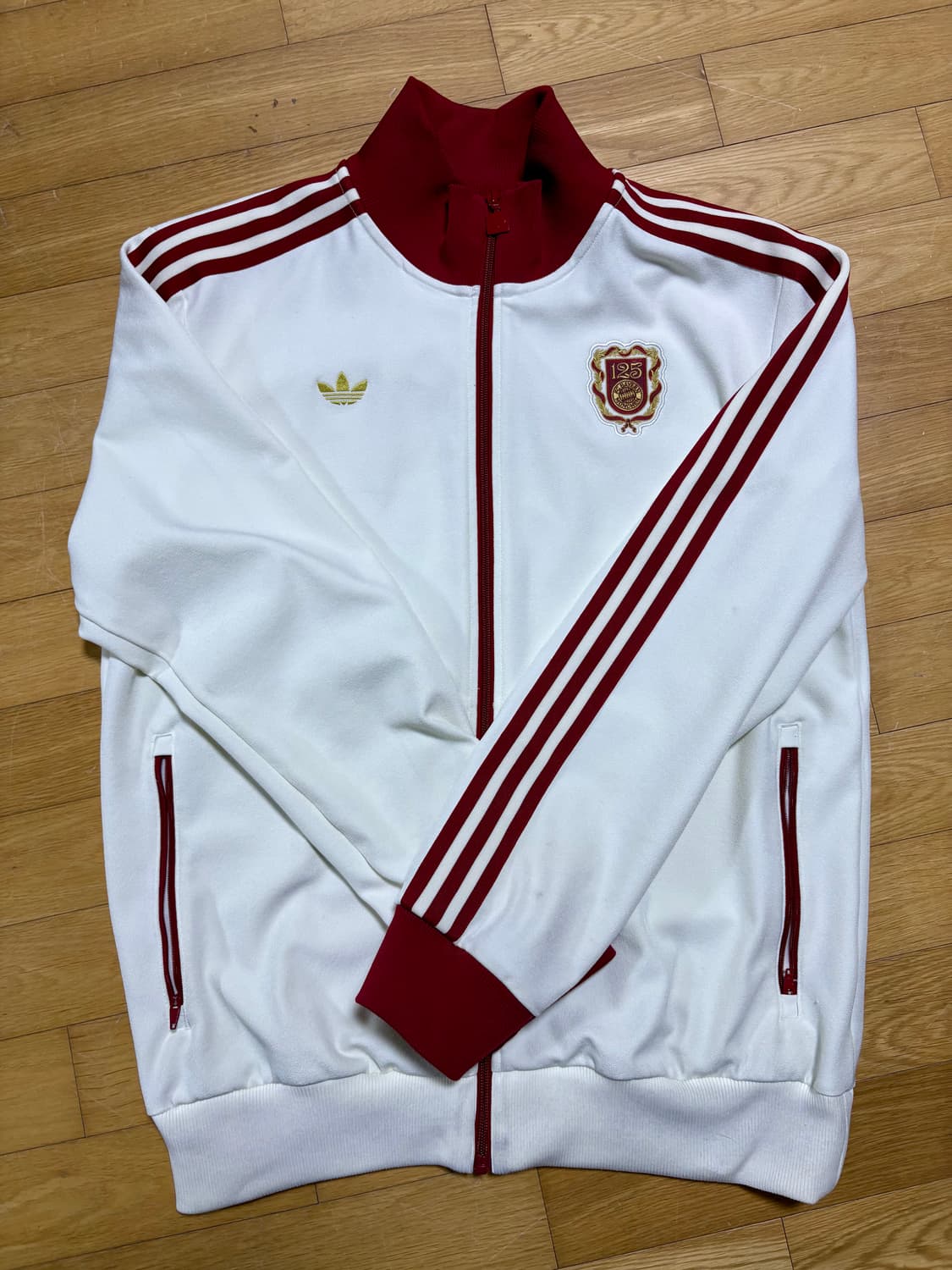 바이에른 뮌헨 125주년 축구 져지 트랙탑 판매합니다 상품이미지1