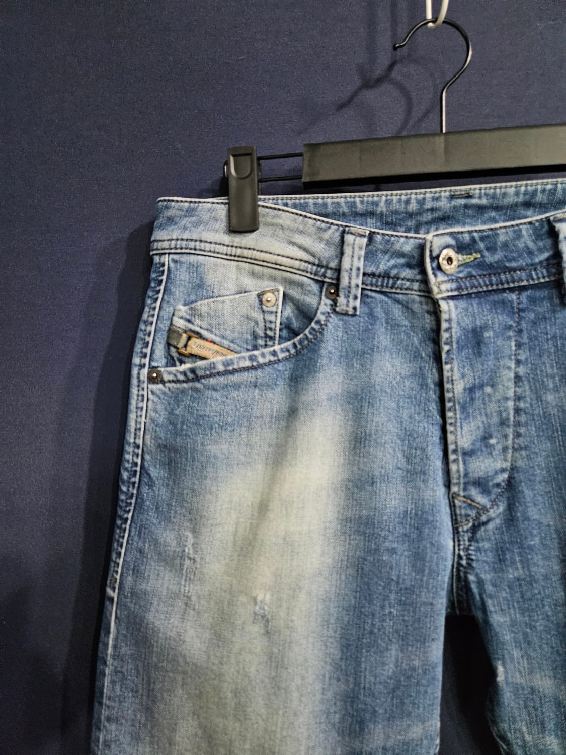 디젤 블루 남성 슬림핏 허리 31~32 데님팬츠  상품이미지4