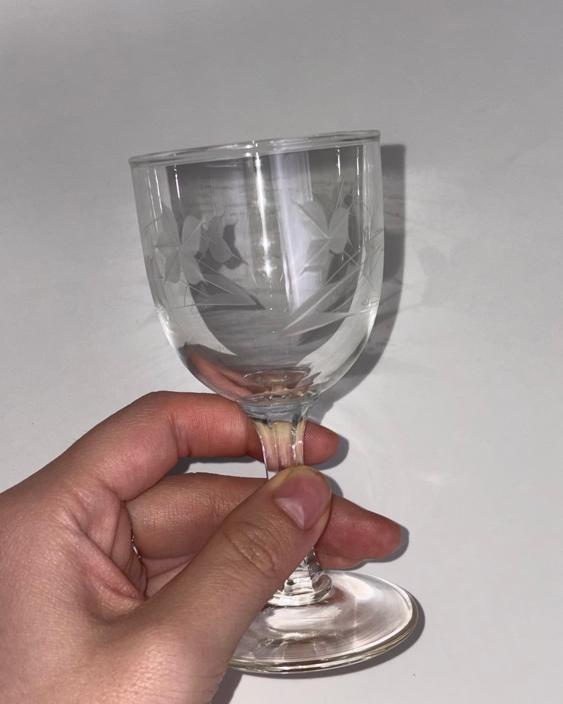 Etched Floral Wine Glass Set 상품이미지6