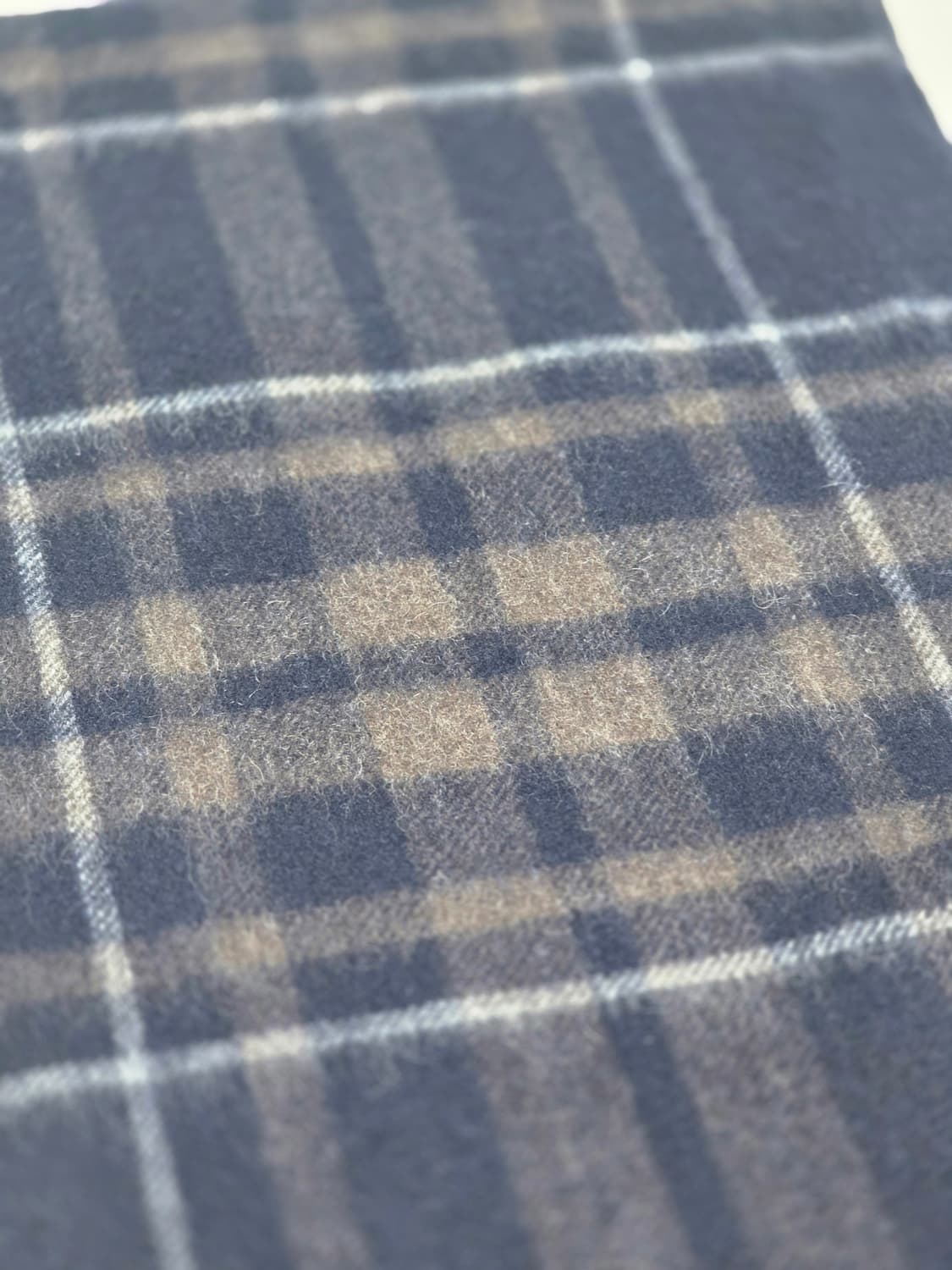 카브리니 cabrini 캐시미어 혼방 체크 머플러 상품이미지2