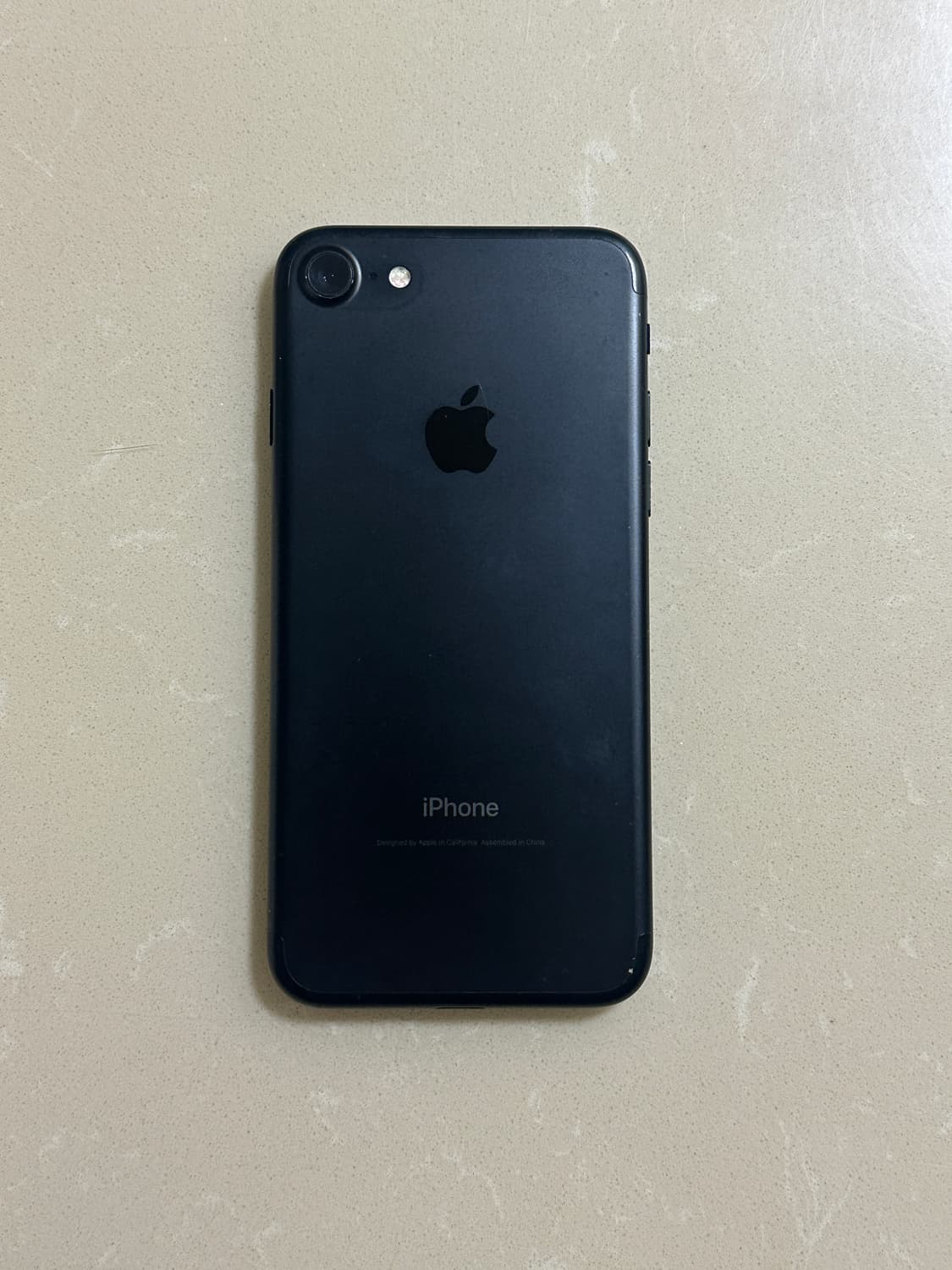 <박스, 케이스 포함> 아이폰 7 매트블랙 32gb 판매 상품이미지3