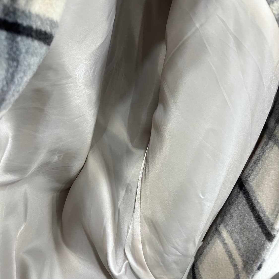 핸드메이드 투톤 체크 울 후드 롱 더플코트 상품이미지4