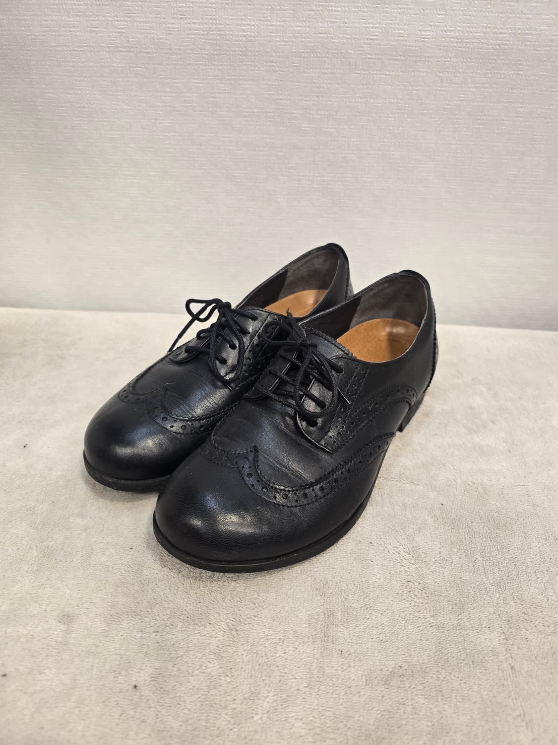 버켄스탁 라라미로 블랙 윙팁 구두 230 상품이미지1