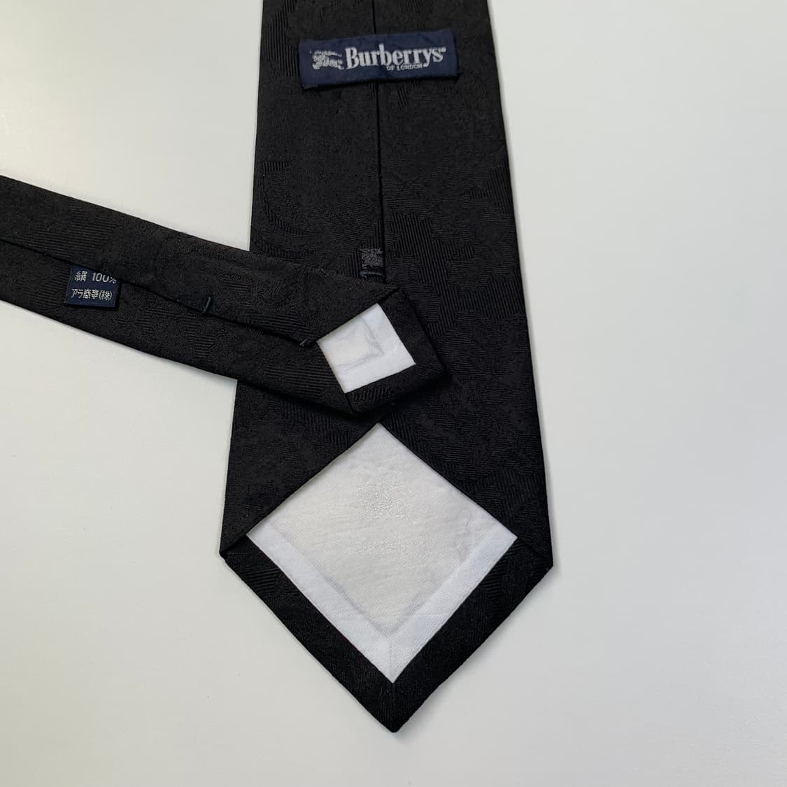 버버리(BURBERRY) 블랙 페이즐리 명품넥타이 100실크 A+등급 상품이미지6