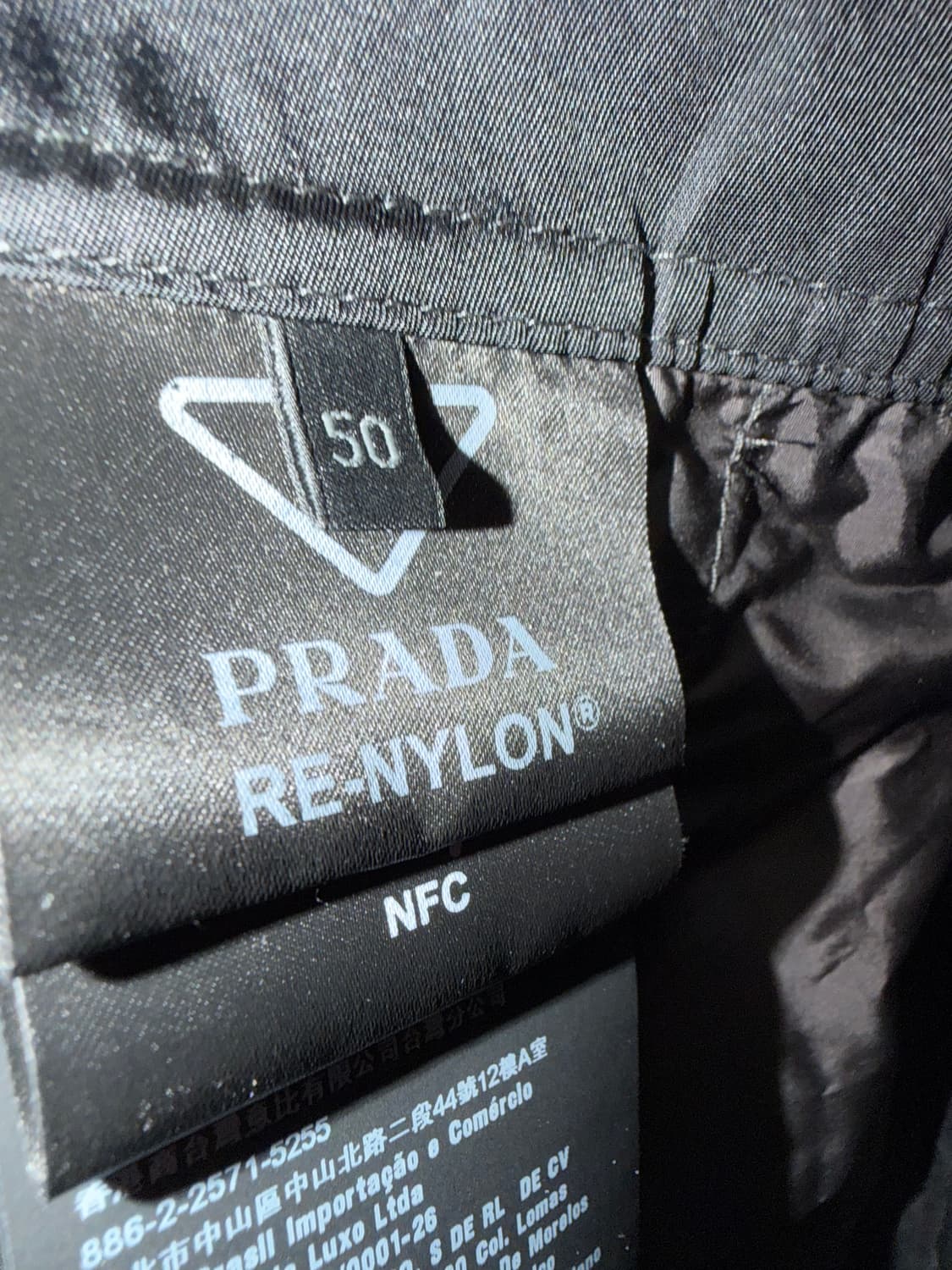 프라다 트랜스폼 리나일론 오버롤즈 멜빵바지 (50)  상품이미지8