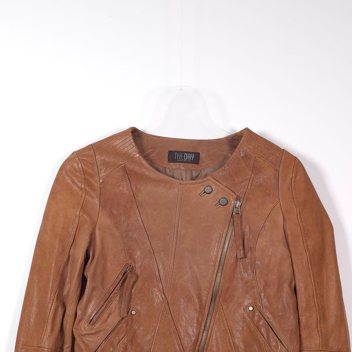 THE DAY 천연 양가죽 사선 지퍼 라이더 자켓 상품이미지3