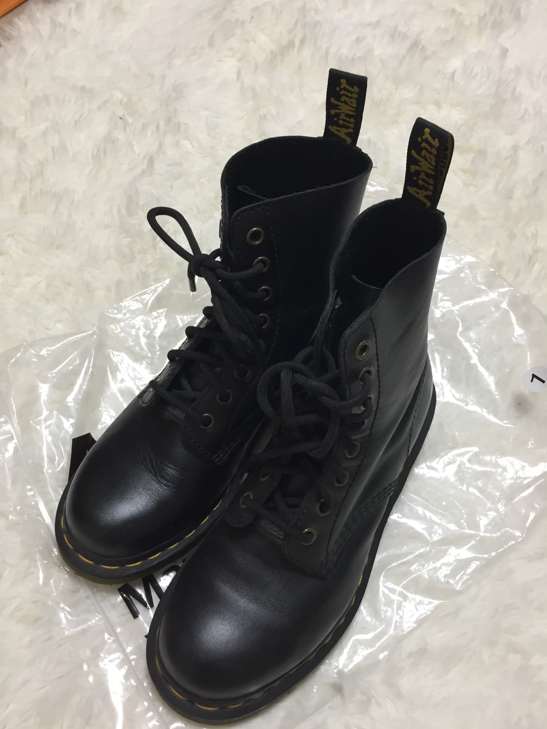 닥터마틴 1460 파스칼 8홀 UK 5 상품이미지1