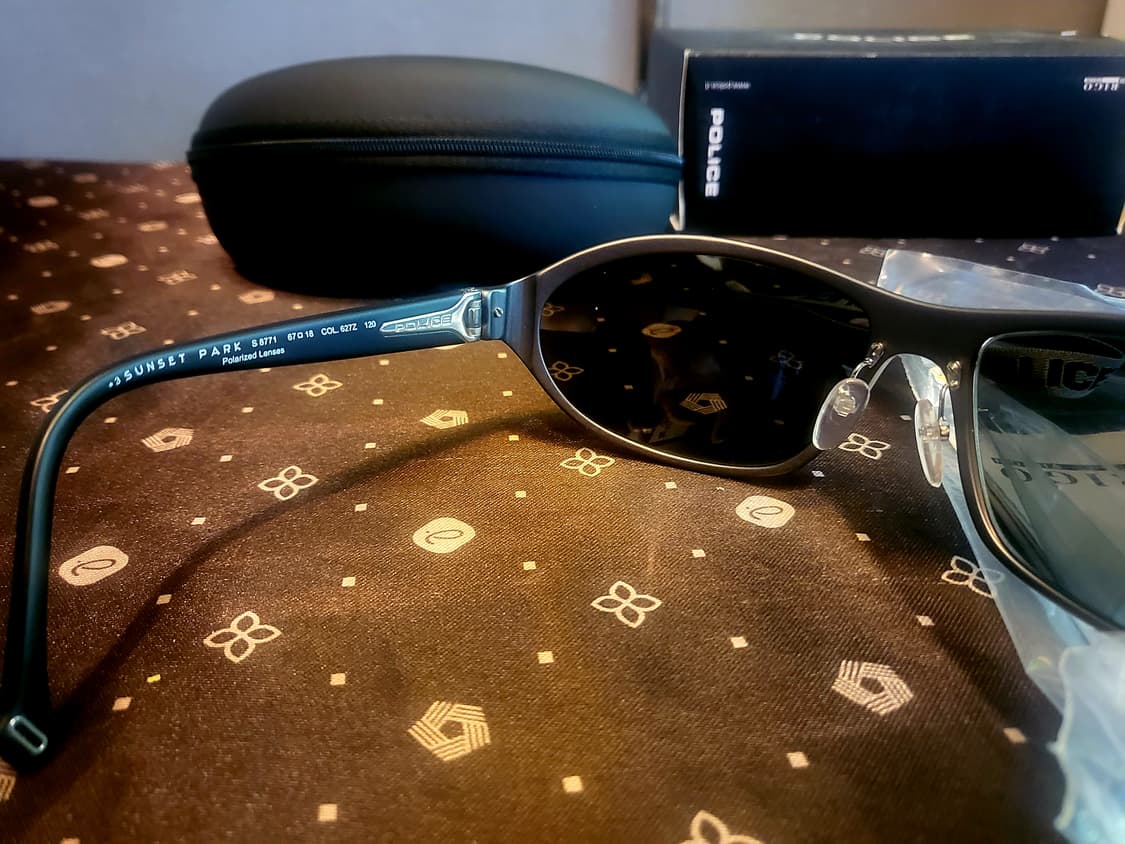 [미착용 새상품] POLICE - 폴리스 스포츠 선글라스 상품이미지4