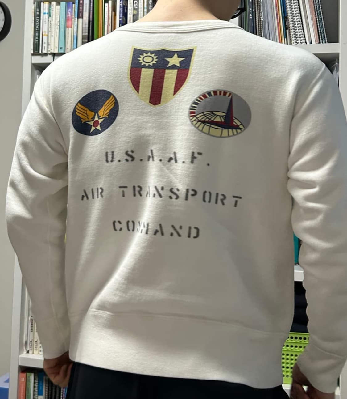 버즈릭슨 맨투맨 상품이미지1