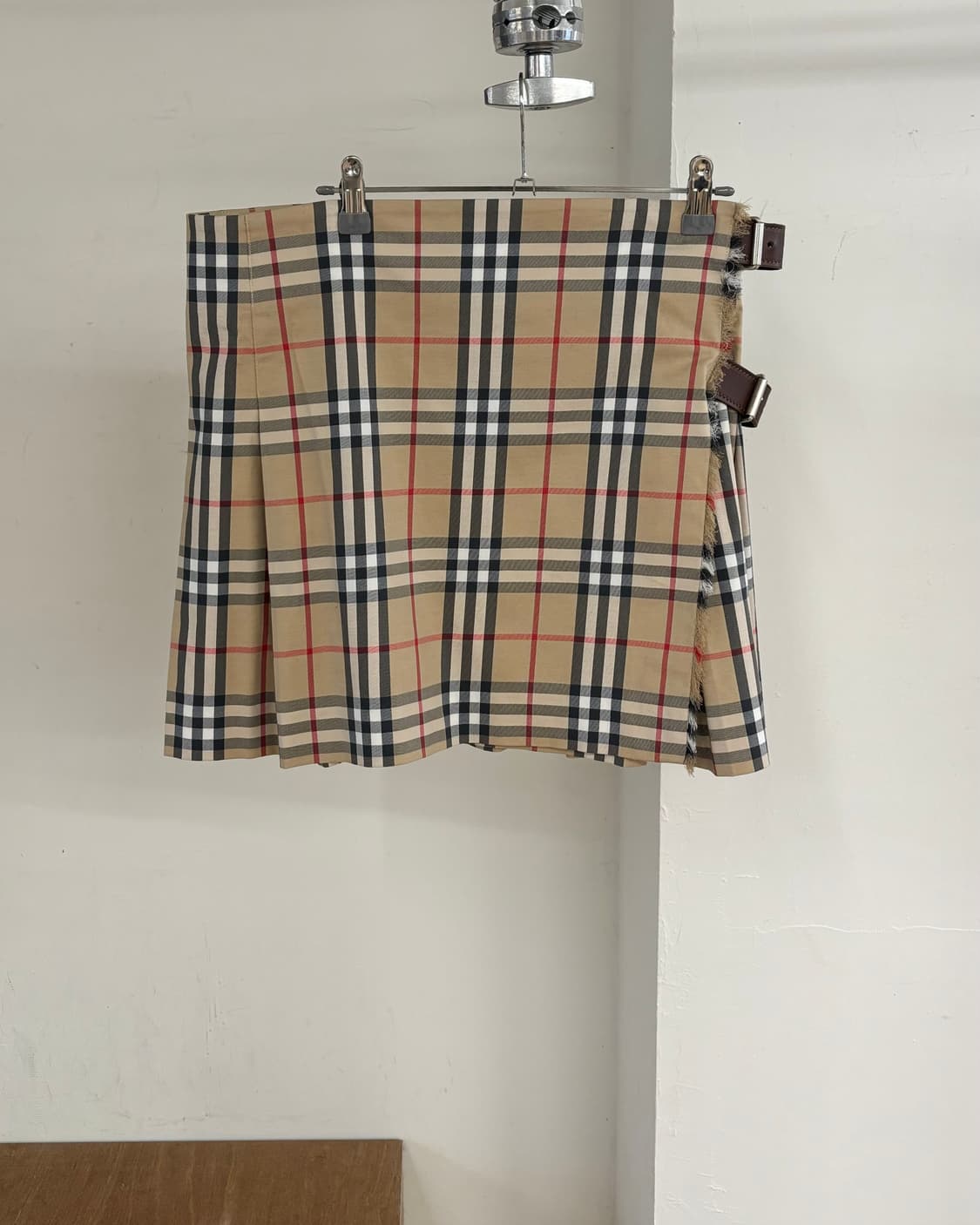 버버리 플리츠 미니 킬트 스커트 상품이미지4