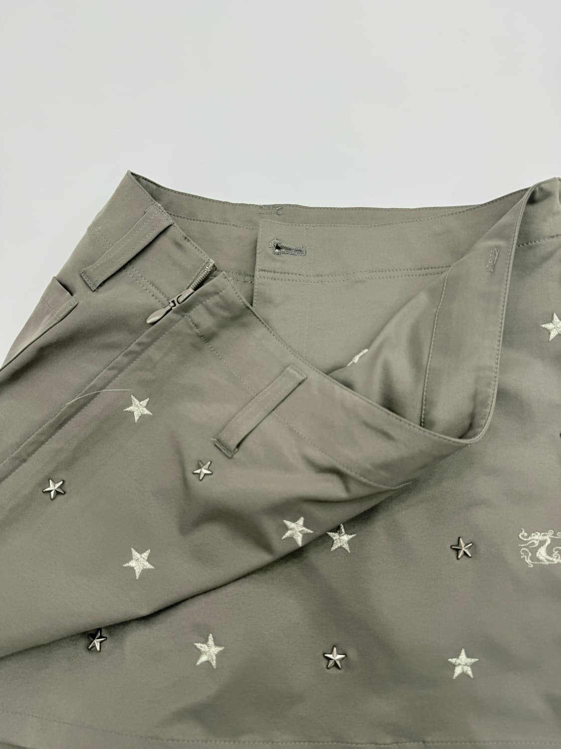 빈티지 Dance With Dragon 카키 스타 스터드 숏팬츠 스커트 상품이미지3