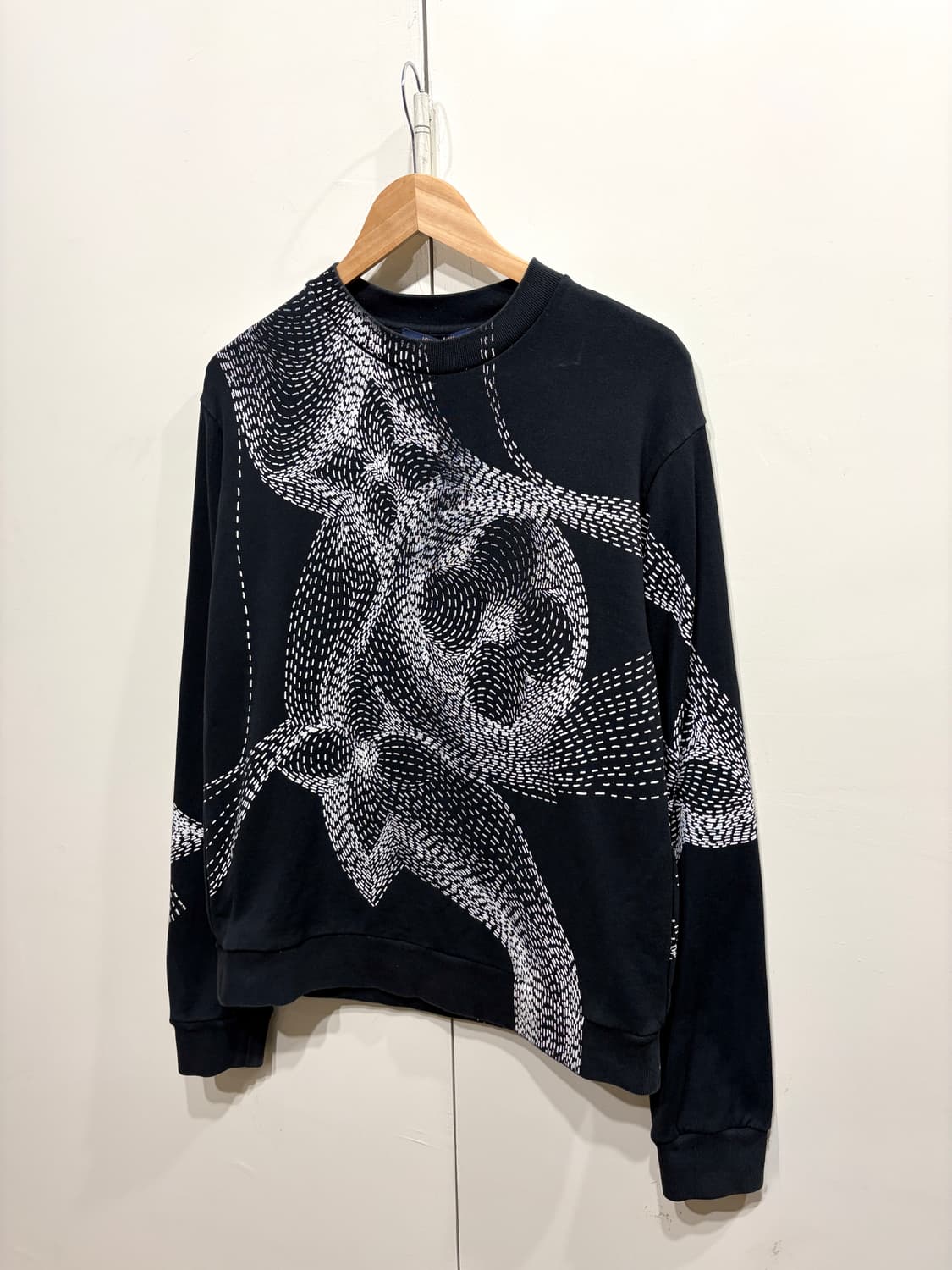 루이비통 플라워 프린트 스웻 셔츠 상품이미지2