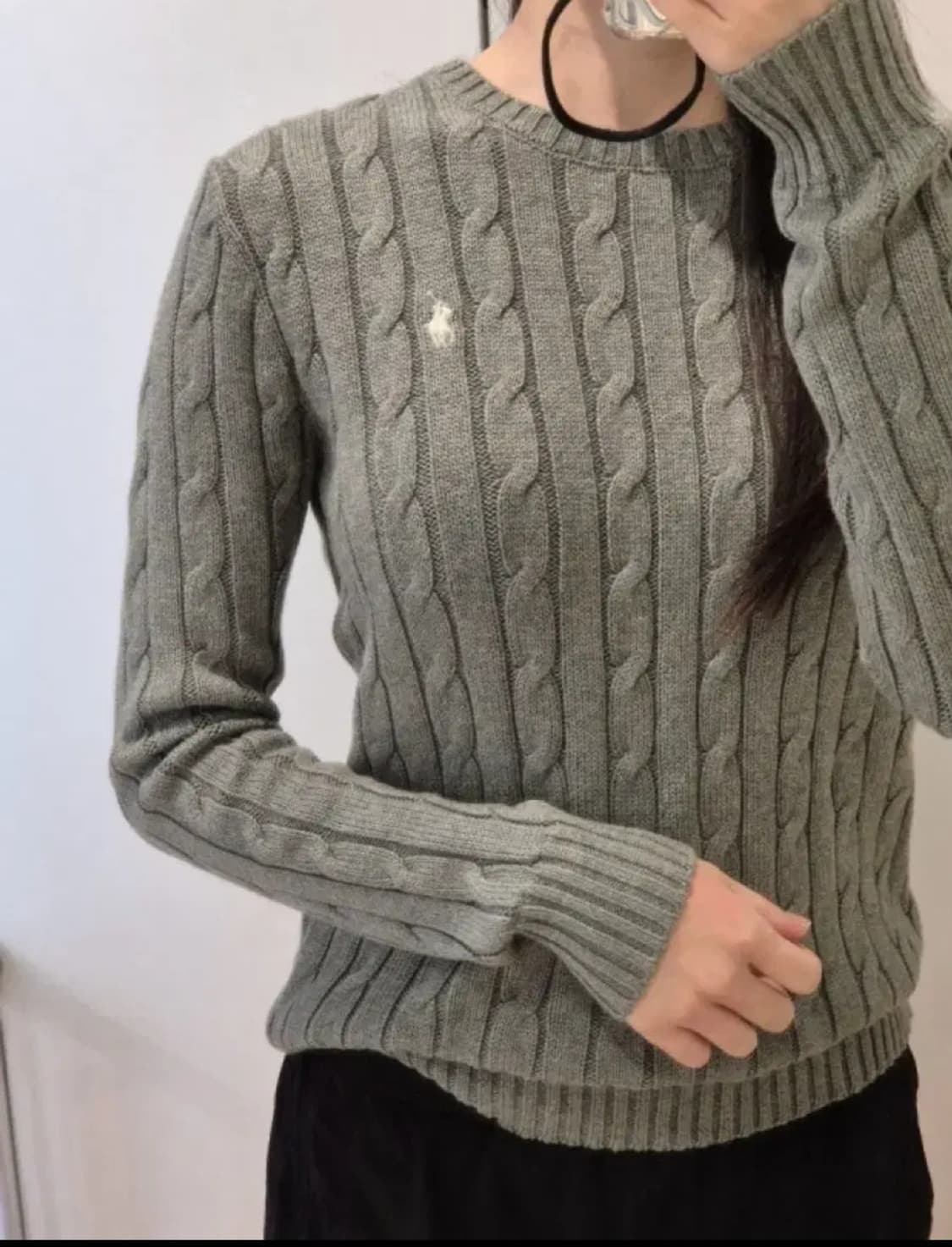 폴로 회색 꽈배기 니트 상품이미지1