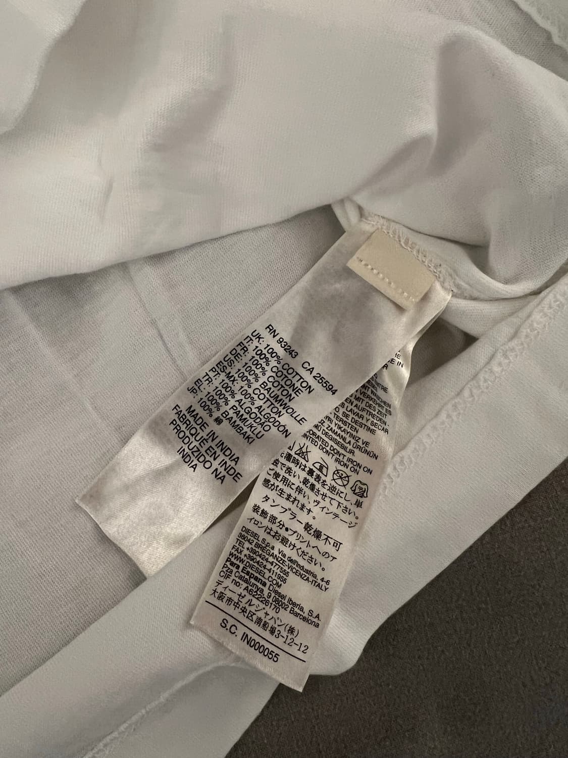 디젤 화이트 티셔츠 S 새제품 상품이미지3